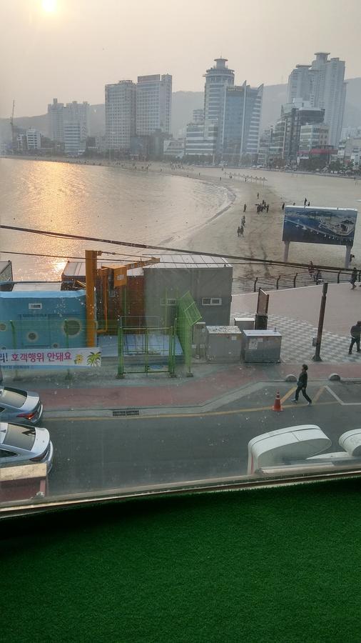 Yes Guesthouse Busan Bagian luar foto